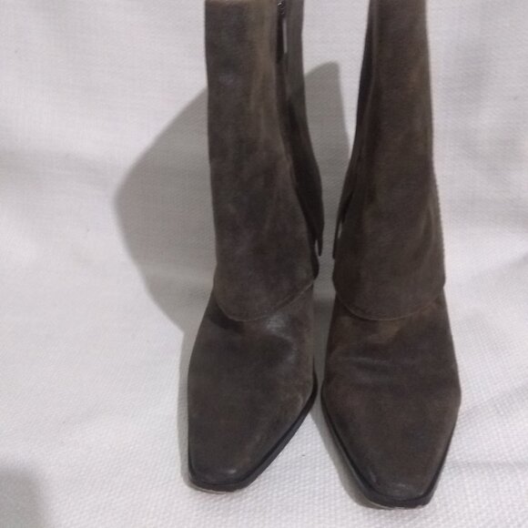 Vince Camuto Women's Alolison Leather Cuffed Boots sz 9.5 Tobacco - Picture 8 of 16